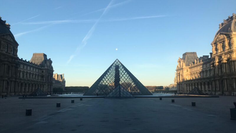 O roubo ao Louvre e a lição de cibersegurança para todos