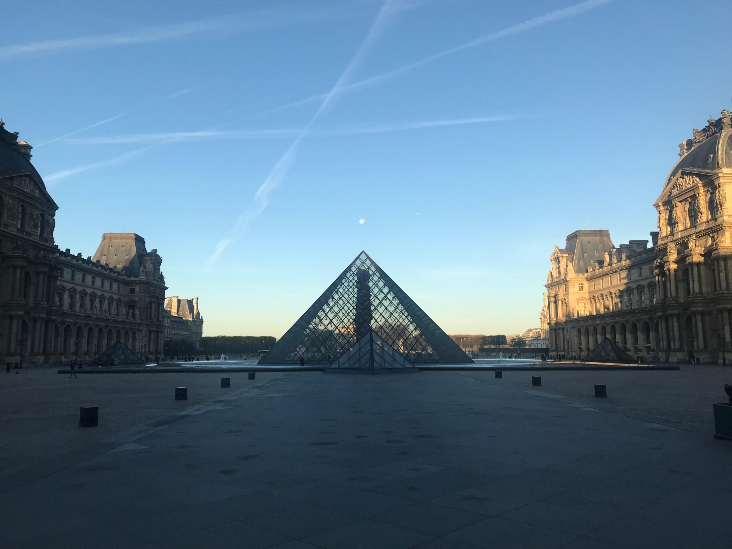 O roubo ao Louvre e a lição de cibersegurança para todos
